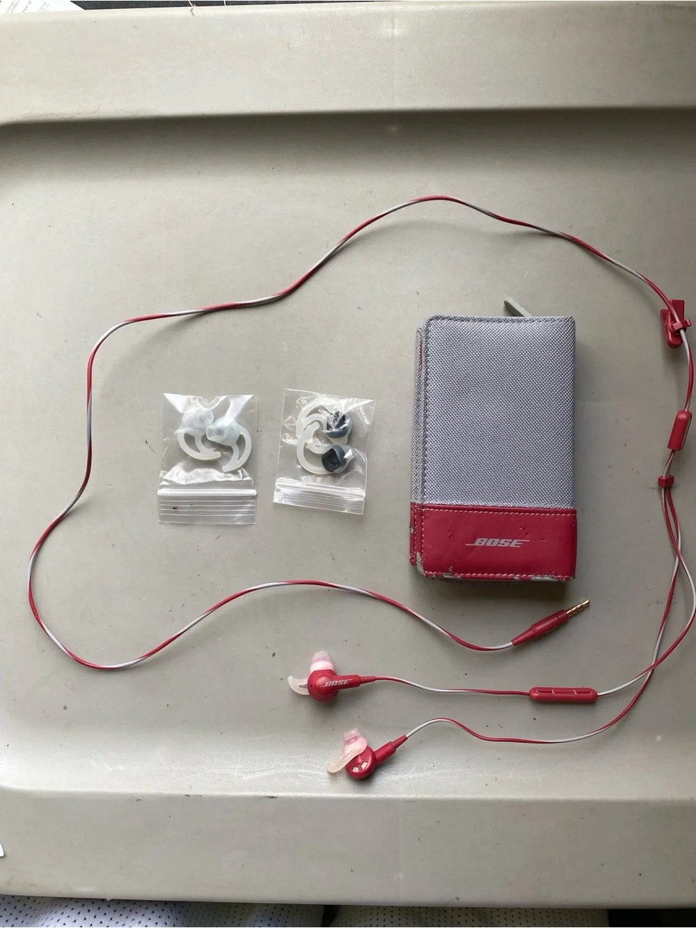 Bose Soundtrue in Ear Wired Headphones